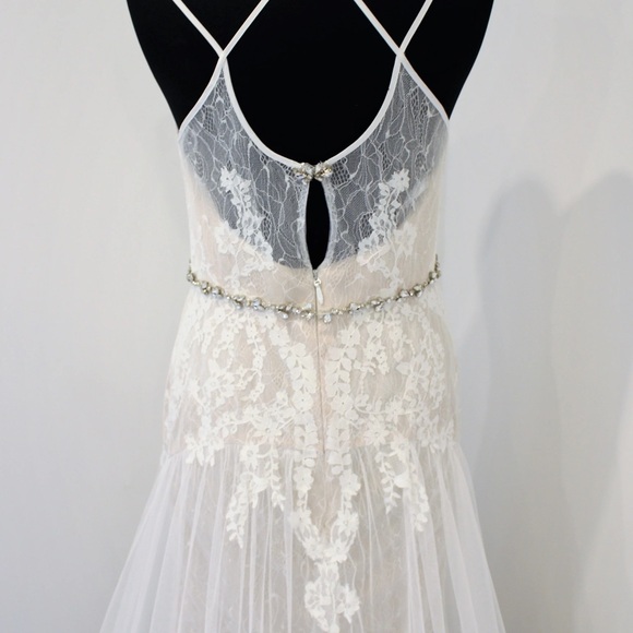 Ti Adora Champagne and Ivory Lace Bohemian Sweetheart A-Line Wedding Gown 12 - Picture 10 of 14